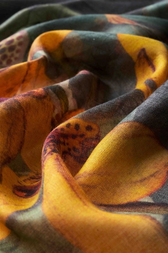 Wool Wrap - Botany Bliss in Charcoal