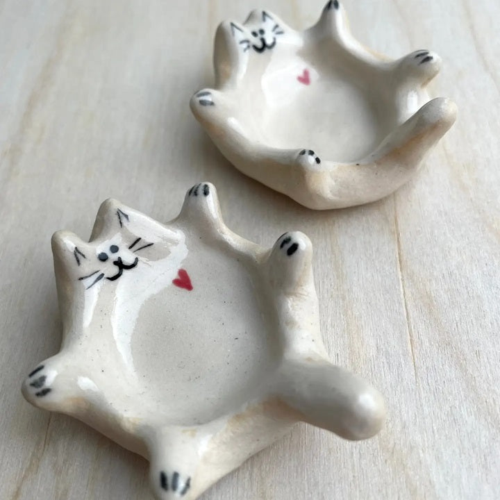 Handmade white ceramic cat ring dish, tray with whisker and heart-face design.