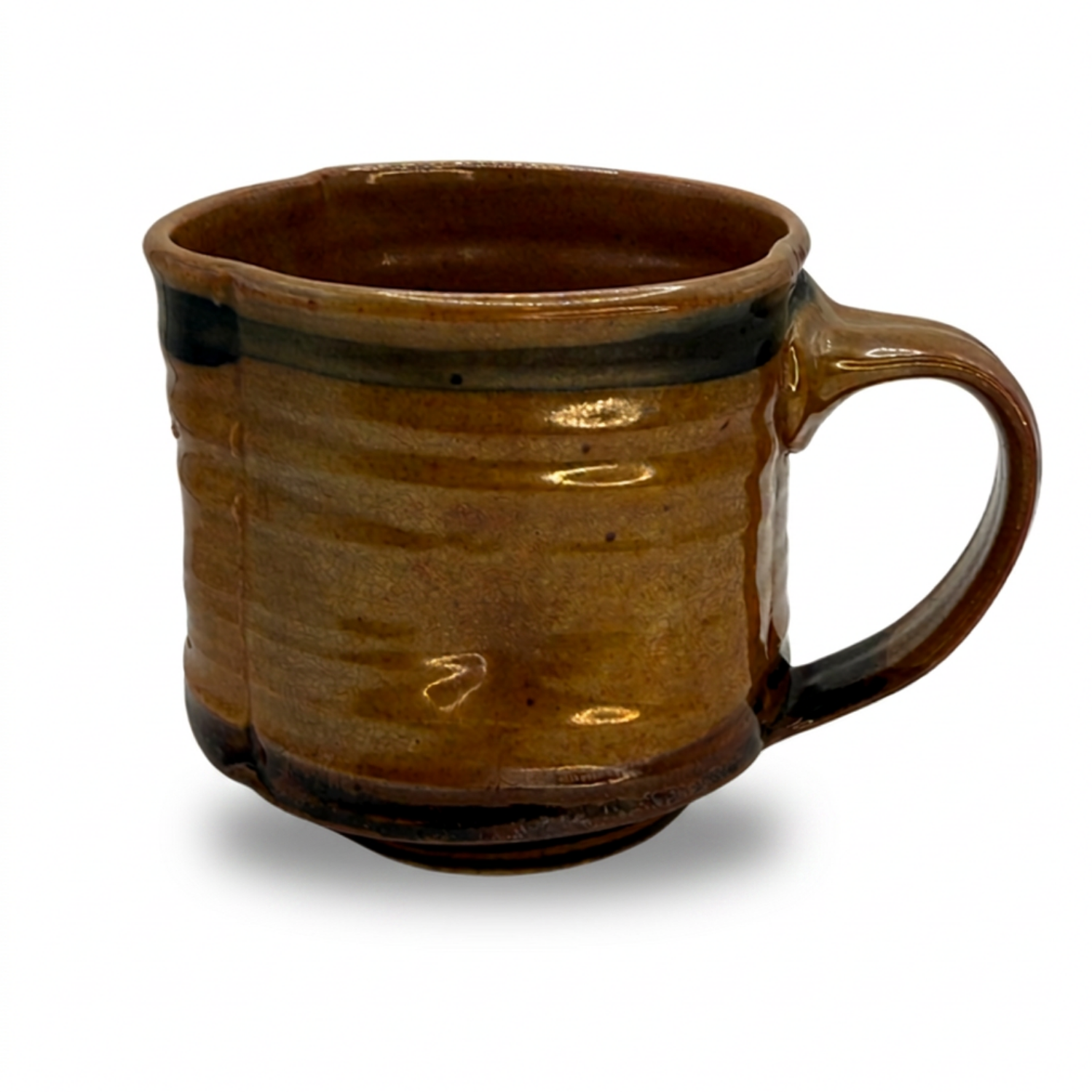 Gloss brown ceramic mug with curved handle and speckled glossy glaze finish