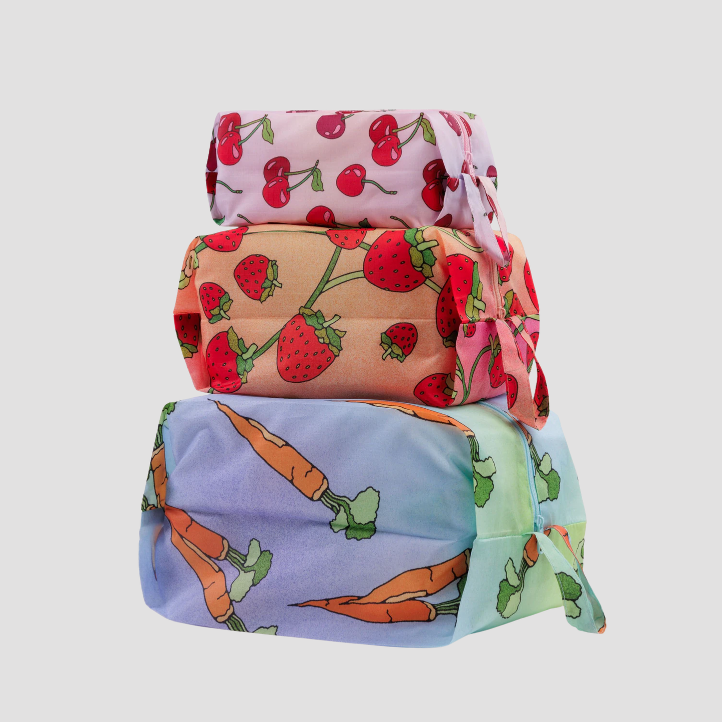 3D zip set with red and white berry print and green leaves