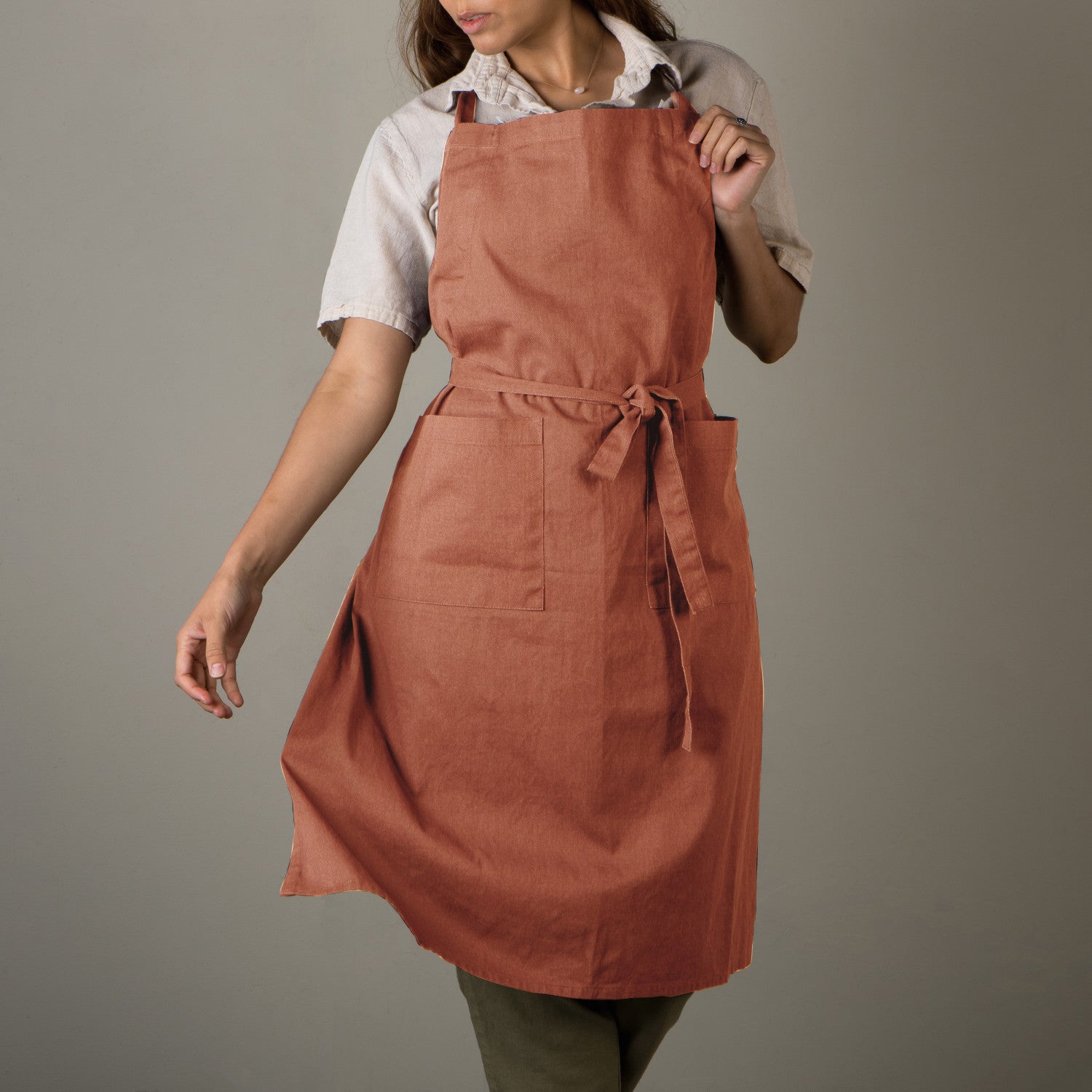 Stonewash Apron - Cinnamon Stick