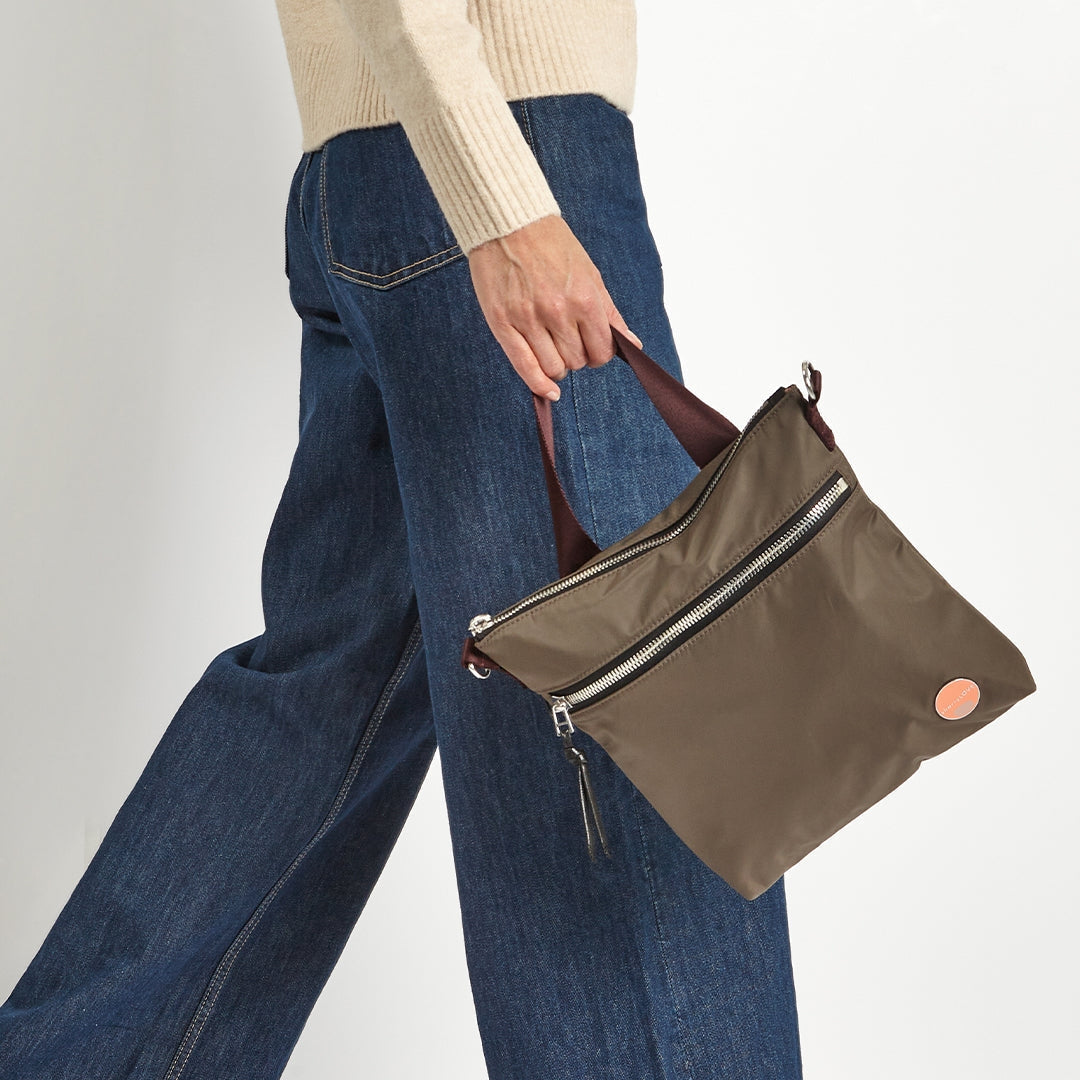 Amuse - Medium Crossbody Bag - Mocha