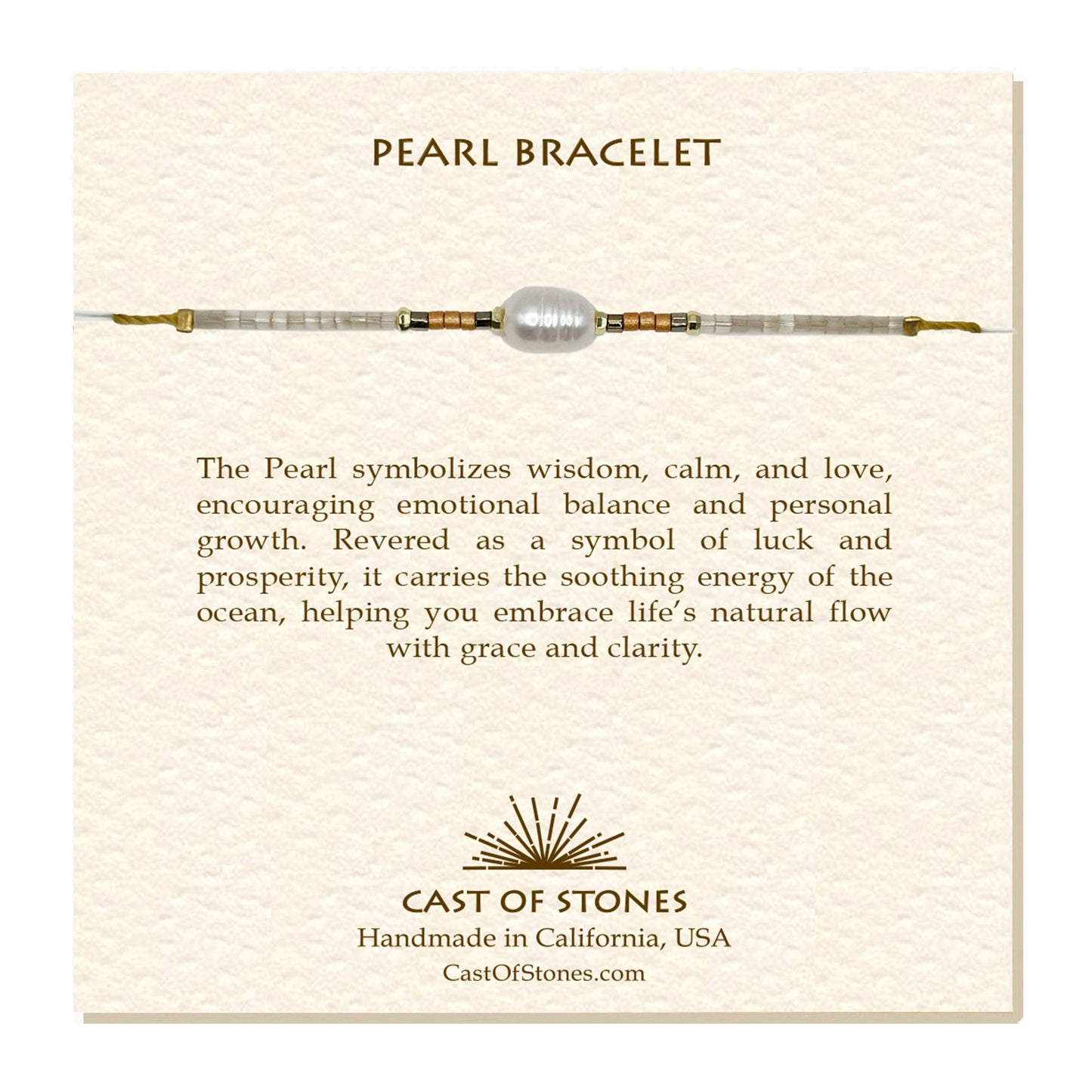 Light neutral pearl bracelet with round central pearl and gold-tone bead accents