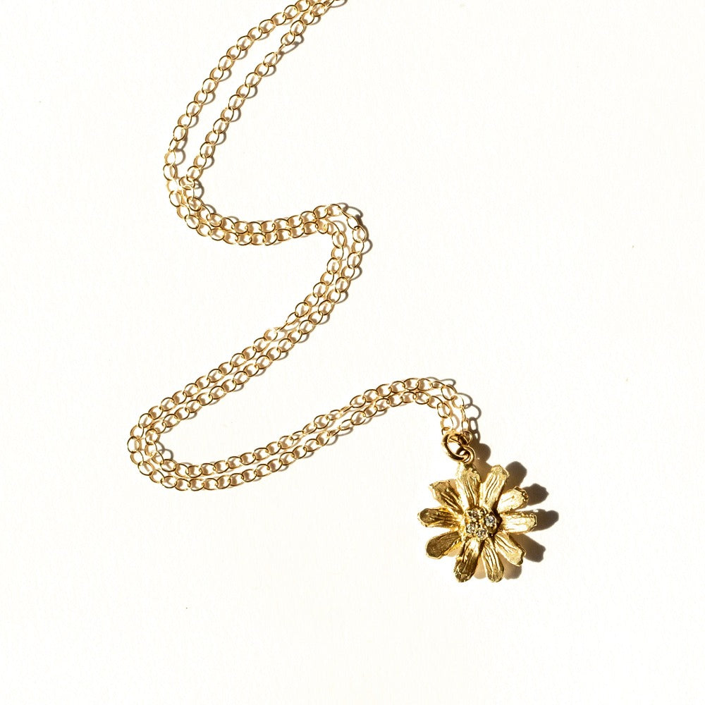14k gold daisy pendant necklace with linked chain, small flower charm