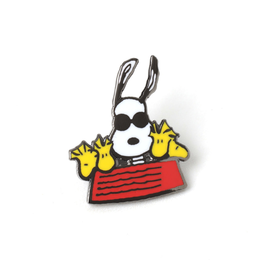 Snoopy enamel car pool pin with red-striped shirt and yellow hands
